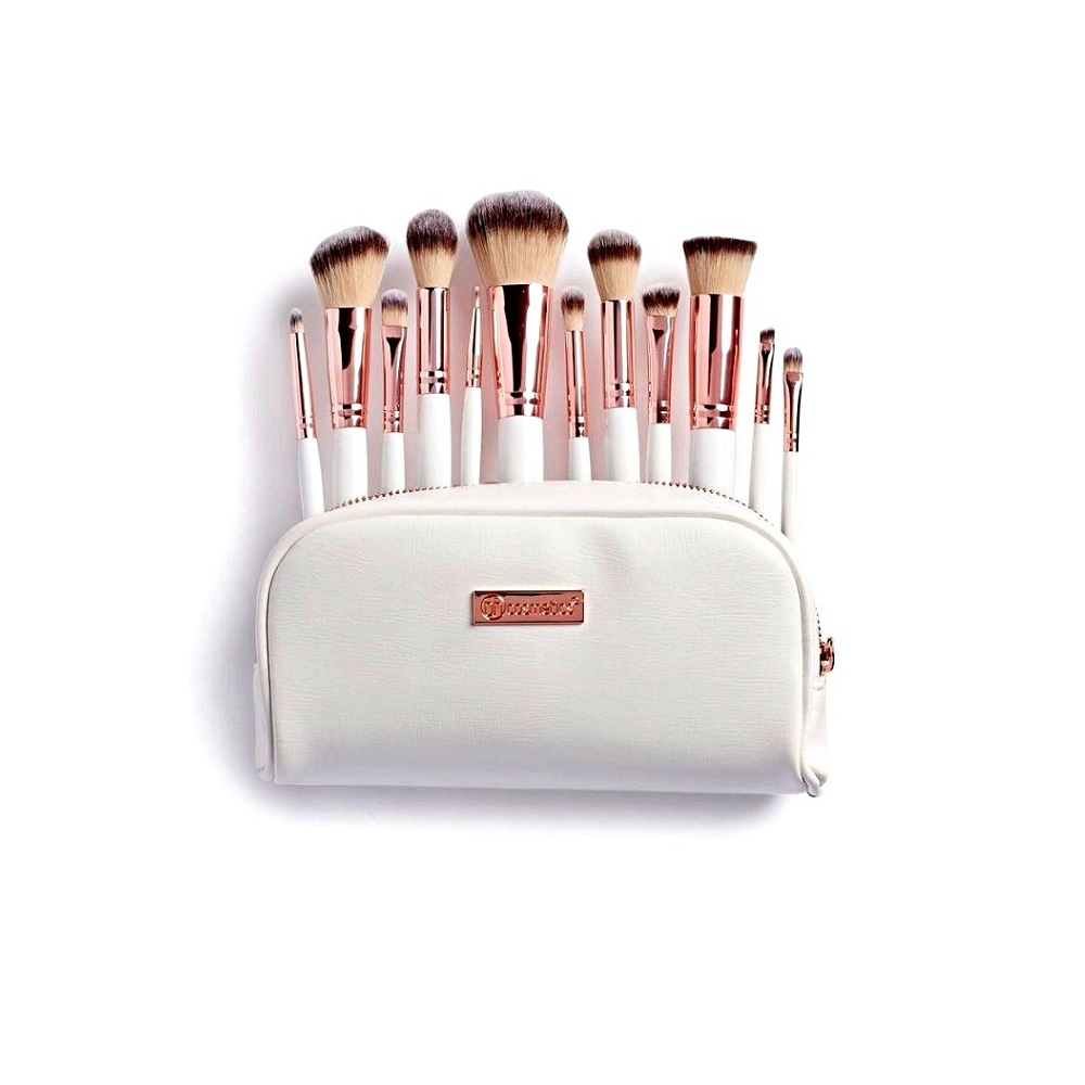 Кисть bh cosmetics. Набор кистей BH Cosmetics 12 шт. Набор кистей BH Cosmetics opallusion dreamy Brush Set 8 кистей. Кисти BH Cosmetics в тубусе. Набор кистей BH Cosmetics Midnight Festival Brush Set 10 шт..